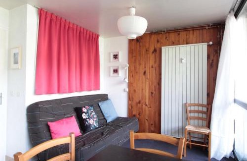 Les Carroz-d'Araches Apartamento | Studio cosy avec cabine, centre station, proche pistes et commerces - FR-1-572-95