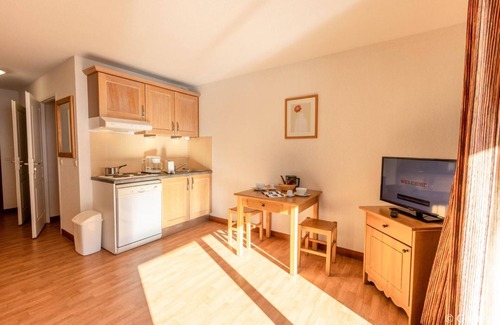 Les Bottieres Apartamento | Studio Cosy avec Kitchenette à 50m des Remontées!