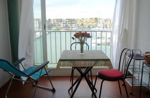 Port Rive Gauche Apartamento | Studio cosy avec loggia et parking privé - Proche port et commerces - FR-1-784-19
