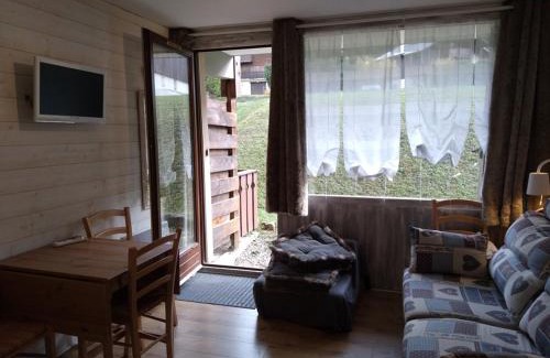 Cohennoz Apartamento | Studio cosy avec terrasse, équipements complets, parking et casier à skis - Crest-Voland - FR-1-733-118