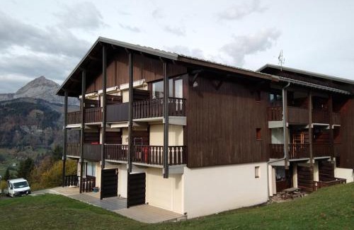 Cohennoz Apartamento | Studio cosy avec terrasse, équipements complets, parking et casier à skis - Crest-Voland - FR-1-733-118