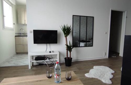 Elancourt Apartamento | Studio Cosy Elancourt, Les terrasses d'Héricé