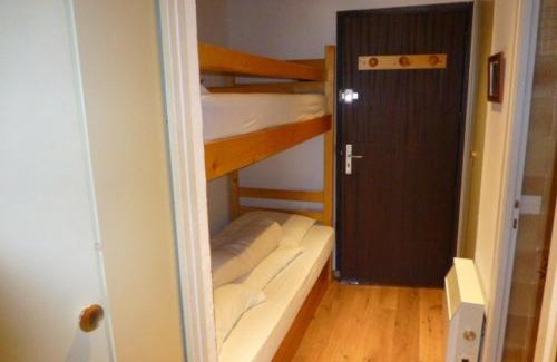 Jeux Apartamento | Studio cosy pour 4 à L'Alpe d'Huez, proche pistes et commerces, balcon sud, casier à skis. - FR-1-405-117