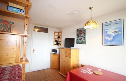 Chamrousse Apartamento | Studio cosy pour 4 personnes avec balcon exposé sud à Chamrousse 1750 - FR-1-549-75