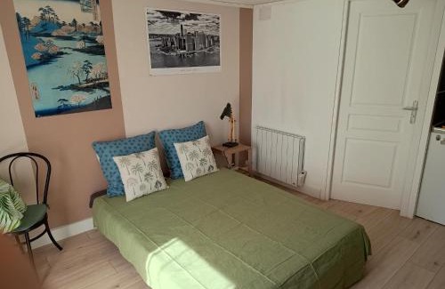 Saint-Assiscle Casa | Studio cosy, tout équipé, WI-FI proche Clinique Saint-Pierre