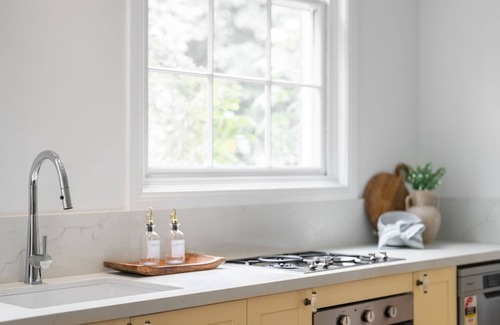 Alpine Casa | Studio Cottage, Alpine, Southern Highlands