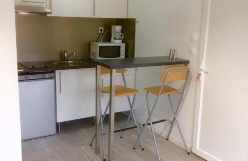 Pont Royal Apartamento | studio dans la pinede L isle sur la sorgue