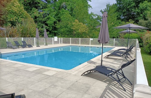 Salies-de-Bearn Apartamento | Studio Dans Résidence Avec Piscine B29