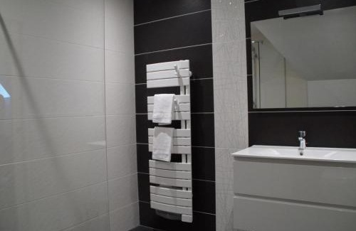 Halluin Apartamento | Studio de charme à la ferme près de Lille, 50m² avec cuisine équipée et parking sécurisé - FR-1-510-173