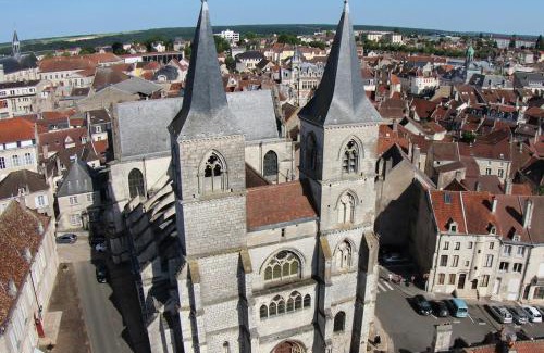 Chaumont Apartamento | Studio de charme, au calme dans le vieux Chaumont