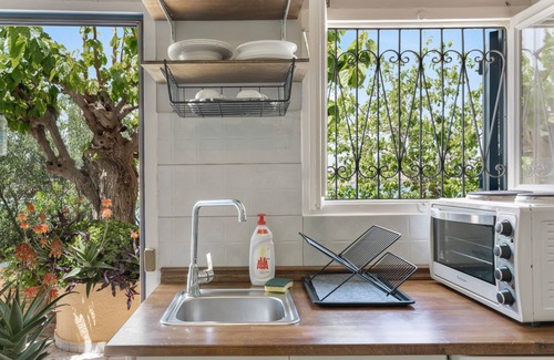 Pedi Apartamento | Estudio 'Dikaia 1' con vistas al mar, Wi-Fi y aire acondicionado