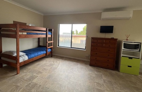 Cape Jervis Apartamento | studio Downstairs only - Sleeps upto 5 people - Upstairs is a private residence