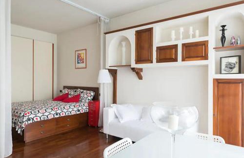 Porta Romana Apartamento | Studio Downtown Fantastic Area