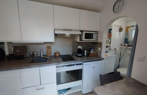 Vence Apartamento | studio du soleil rez de jardin avec parking gratuit