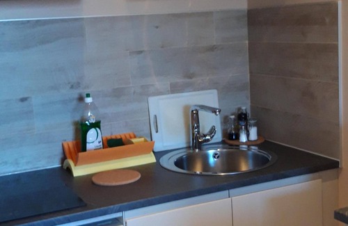 Brison-Saint-Innocent Apartamento | Estudio-Baño con bañera-L'Abbaye