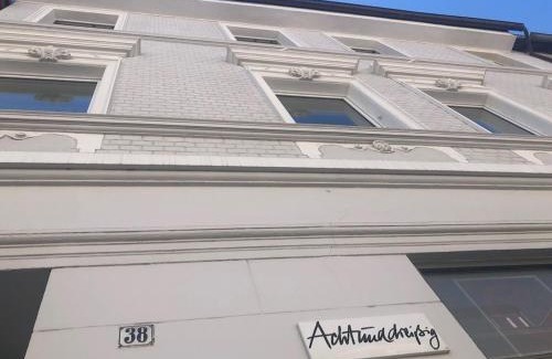 Moersenbroich Apartamento | studio e - Quiet central business one bedroom apartment for 3 guests