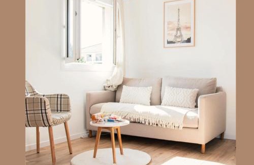 Bussy-Saint-Georges Apartamento | Studio EASY CHECK-IN 8 mins Disneyland 35 mins Paris FREE Starbucks coffee parking wifi