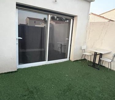 Mas Thibert Apartamento | Studio en bas de villa