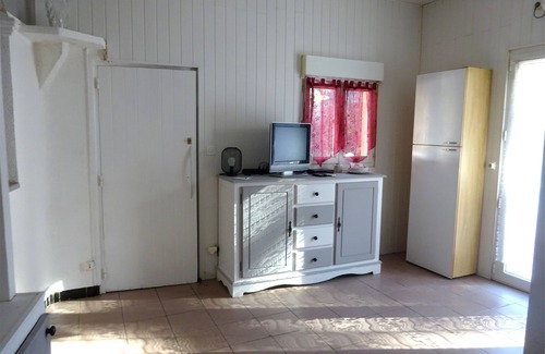 Bastide Giraud Apartamento | Studio en RDJ Paisible a 5 mn de la Plage & Port de Marina et Parc de Vaugrenier