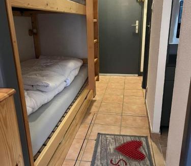 Bellevaux Apartamento | Studio en station avec 1 canapé-lit et 1 lit-superposé