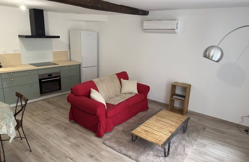 Prehy Apartamento | Estudio-Baño privado con ducha-Vista al Jardín- privatif