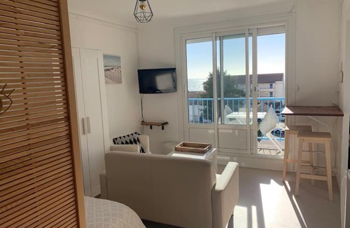La Bernerie-en-Retz Apartamento | Studio face mer Accès direct à la plage