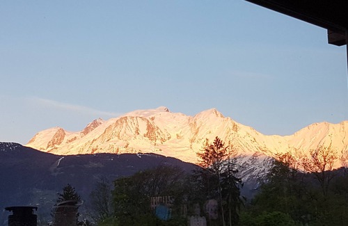 Domancy Apartamento | Estudio frente a la piscina Mt Blanc plus