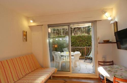 La Faviere Apartamento | Studio familial avec terrasse, piscine, tennis et accès plage - Bormes-les-Mimosas - FR-1-251-739