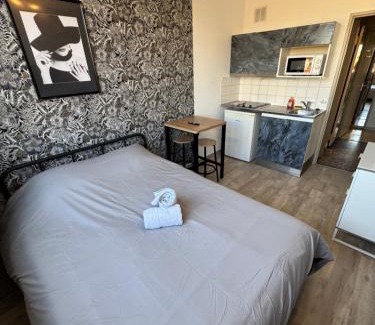 Faubourg Saint-Jacques Apartamento | Studio Faventines N 43