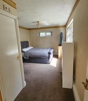 Cheadle Apartamento | Studio Flat - 5 mins from Manchester Airport