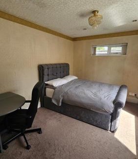 Cheadle Apartamento | Studio Flat - 5 mins from Manchester Airport