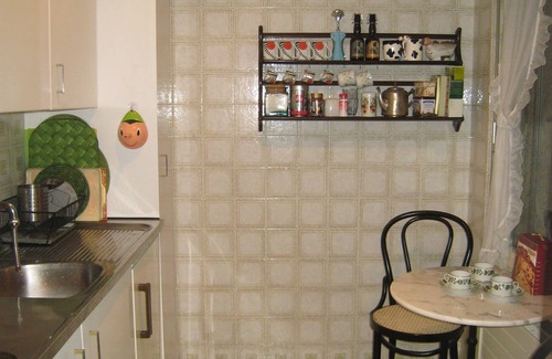 Tour-de-Champel Apartamento | Estudio tranquilo cerca del centro con 3 líneas de autobús a poca distancia