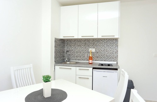 Zivogosce Apartamento | Apartamento-estudio en la playa Zivogosce - Porat, Makarska (AS-18150-a)