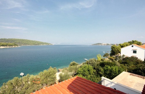Necujam Apartamento | Apartamento-estudio en la playa Necujam, Solta (AS-5182-a)