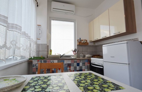 Island Dugi Otok Apartamento | Apartamento-estudio en la playa Zaglav, Dugi otok (AS-8170-a)