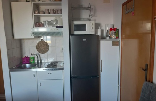 Gradac Apartamento | Apartamento-estudio con balcón y vista al mar Gradac, Makarska (AS-15642-b)