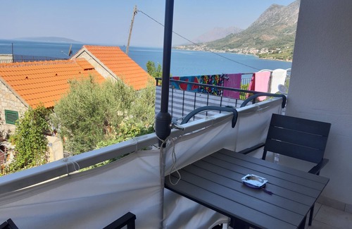 Gradac Apartamento | Apartamento-estudio con balcón y vista al mar Gradac, Makarska (AS-15642-b)