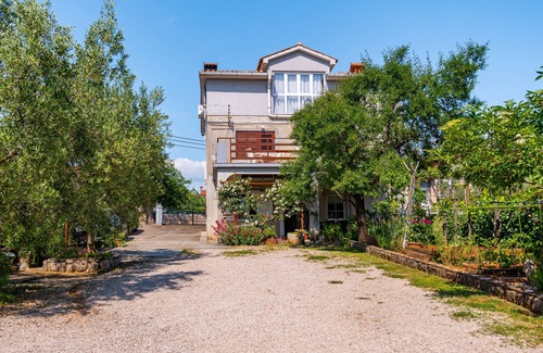 Skrbcici Apartamento | Apartamento-estudio con una terraza Skrbčići, Krk (AS-21231-a)