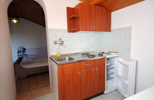 Suha Punta Apartamento | Apartamento-estudio con terraza y vista al mar Suha Punta, Rab (AS-5050-c)