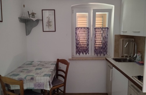 Beli Apartamento | Apartamento-estudio con terraza y vista al mar Beli, Cres (AS-22435-a)