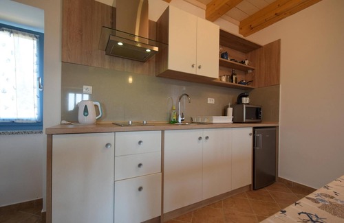 Skrbcici Apartamento | Apartamento-estudio con una terraza Skrbčići, Krk (AS-20440-b)