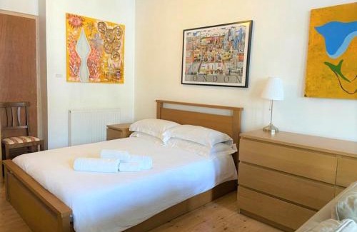 Kentish Town Apartamento | Studio Flat without kitchen at Kentish Town