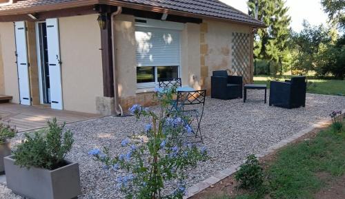 Saint-Avit-Senieur Apartamento | Studio for 2 people with pool