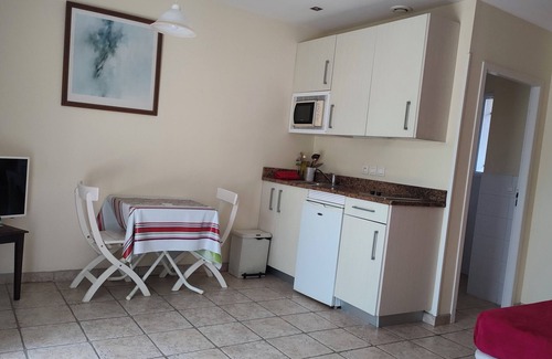 Escos Apartamento | Studio for two, in the countryside. Pets allowed