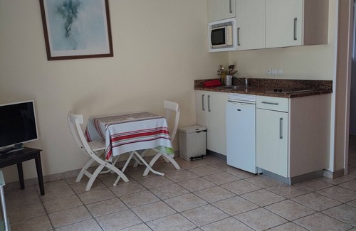 Escos Apartamento | Studio for two, in the countryside. Pets allowed