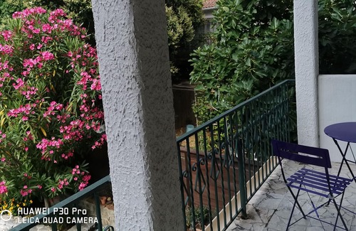 Amelie-les-Bains-Palalda Apartamento | Studio Agréable et Confortable, Terrasse, Climatisation, Wi fi, Télé