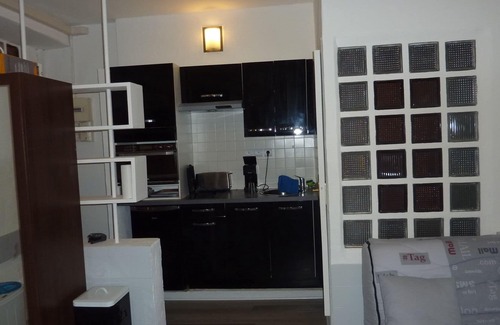 Amelie-les-Bains-Palalda Apartamento | Studio Agréable et Confortable, Terrasse, Climatisation, Wi fi, Télé