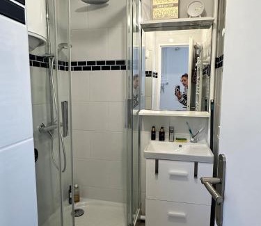 Merville-Franceville-Plage Apartamento | Studio 100 m from the beach!