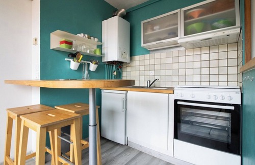 Saint-Vincent-de-Tyrosse Apartamento | Studio Apartment 'Résidence Des Jardins' with Balcony