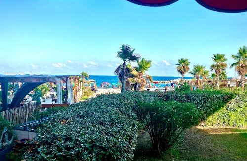 Villeneuve Loubet Beach Apartamento | Studio Front de Mer à 10mètres de la plage